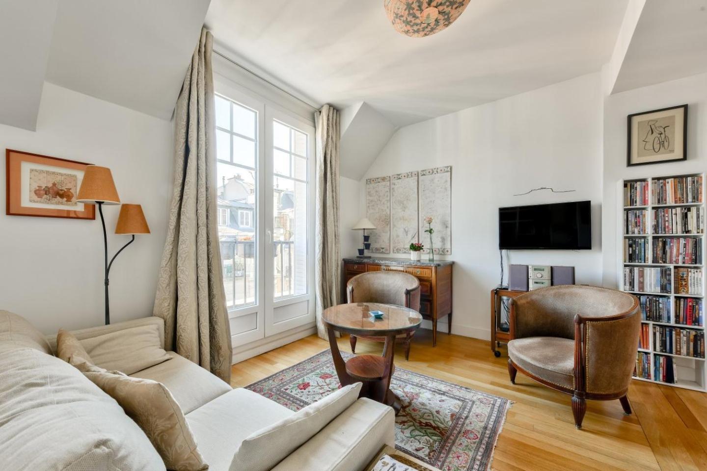 Stunning Parisian 1br Flat Near The Eiffel Tower *
