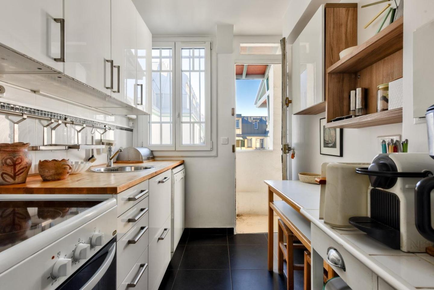 Apartment Stunning Parisian 1br Flat Near The Eiffel Tower